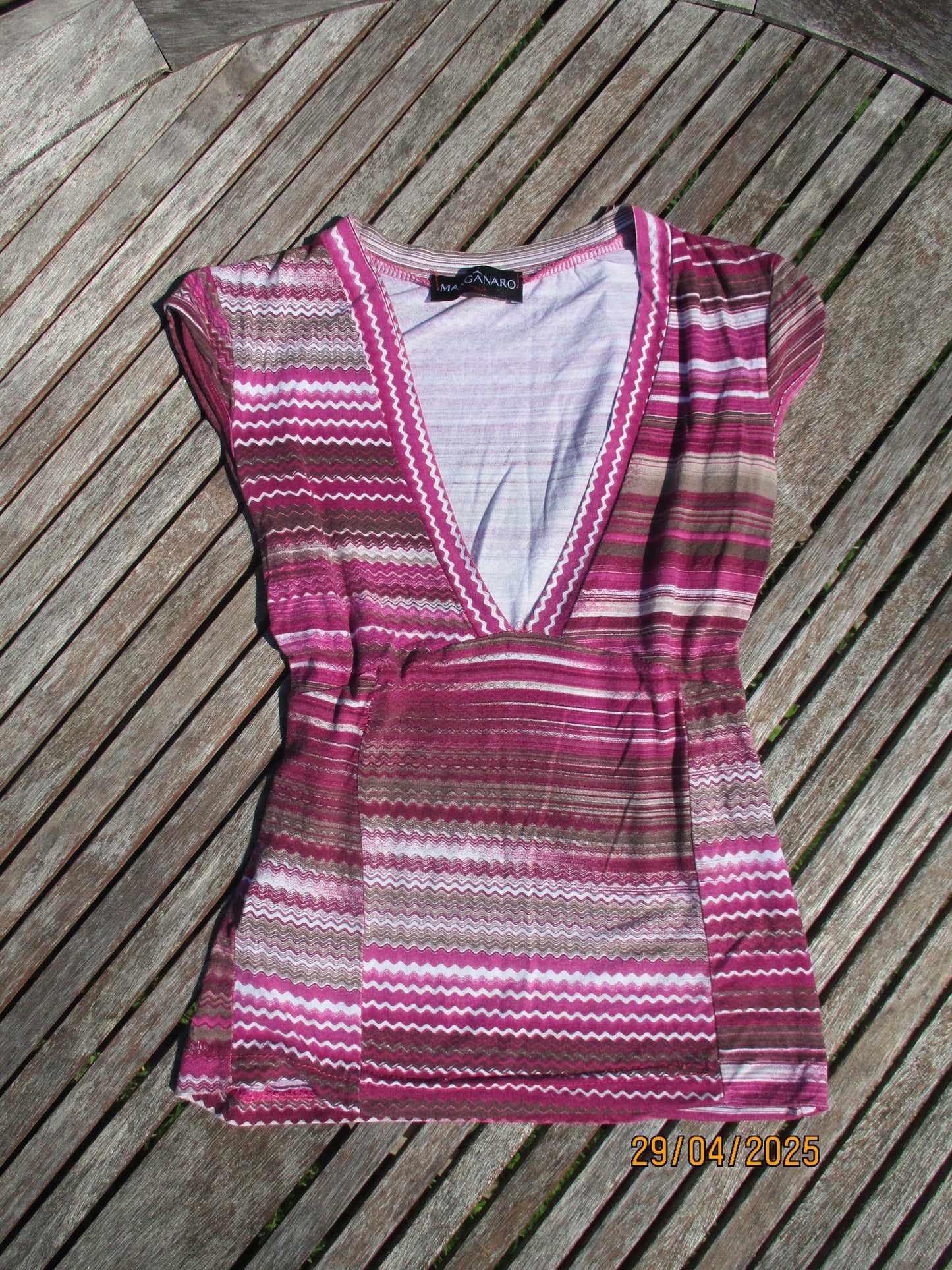🪡vintage edit twenty | small purple and pink striped v neck top