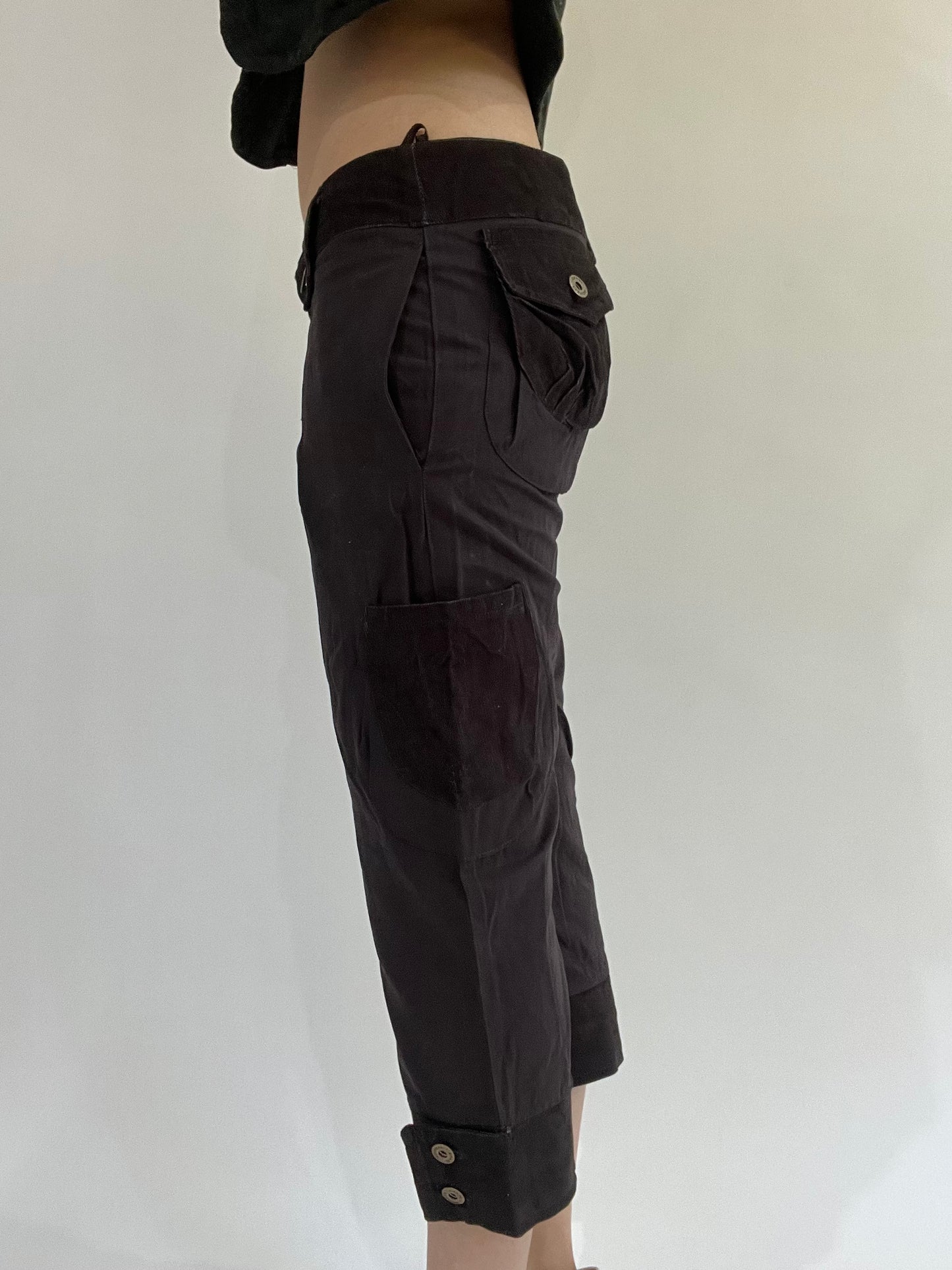 ‼️ | dark brown button pockets detail shorts