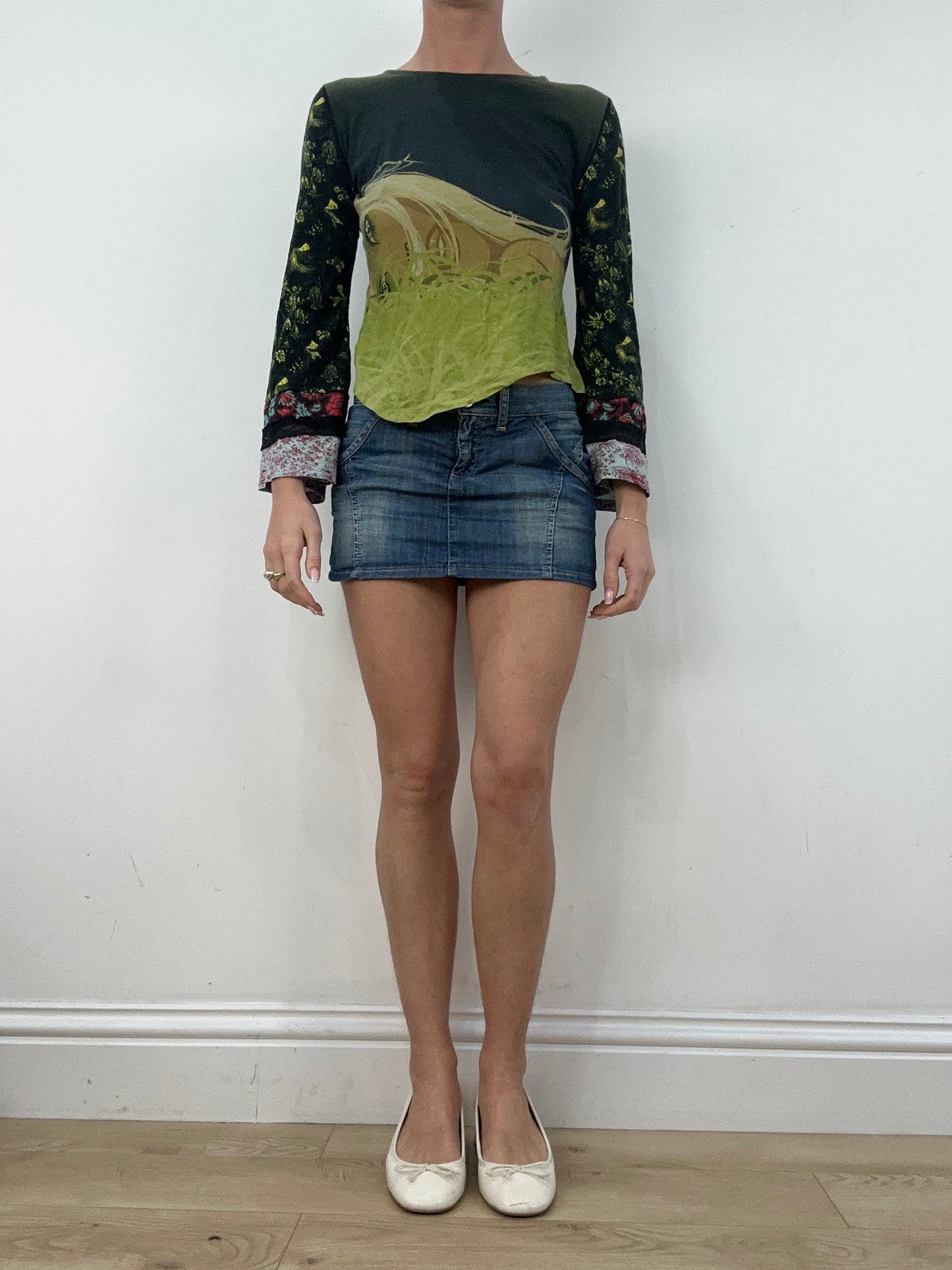 vintage edit: seasonal faves | small green custo barcelona graphic top