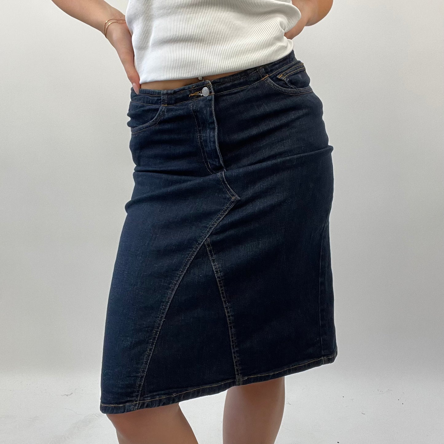 BEST PICKS | small dark denim midi skirt
