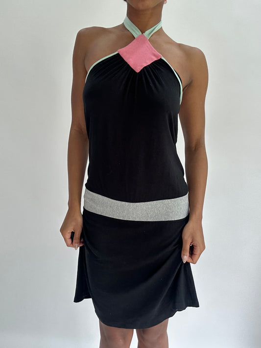 BEST PICKS | small black halterneck midi dress