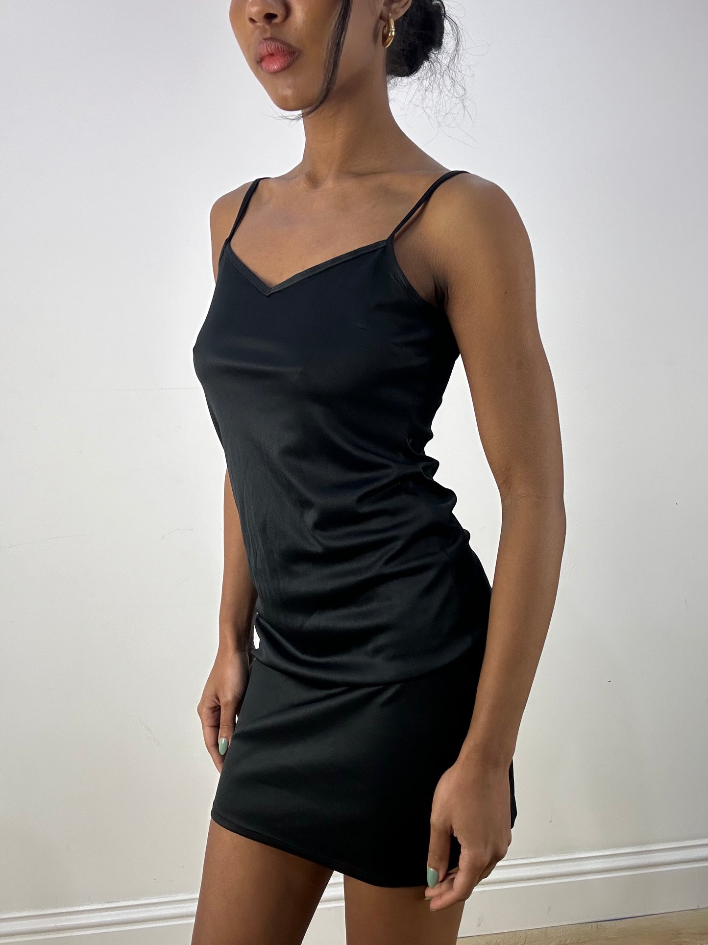 MOB WIFE DROP | small black mini dress with v neckline