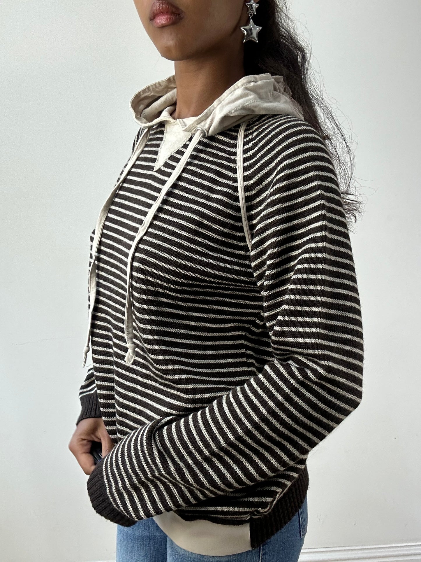 BEST PICKS | large brown and cream knit hoodie