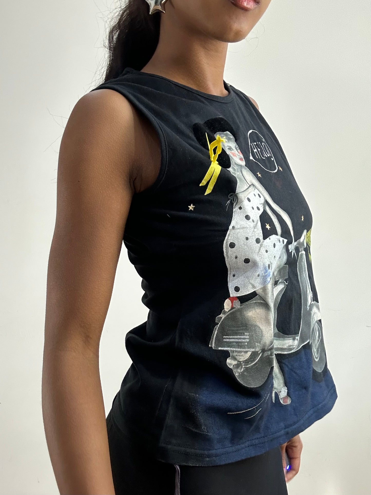 BEST PICKS | small black vest top with graphic print