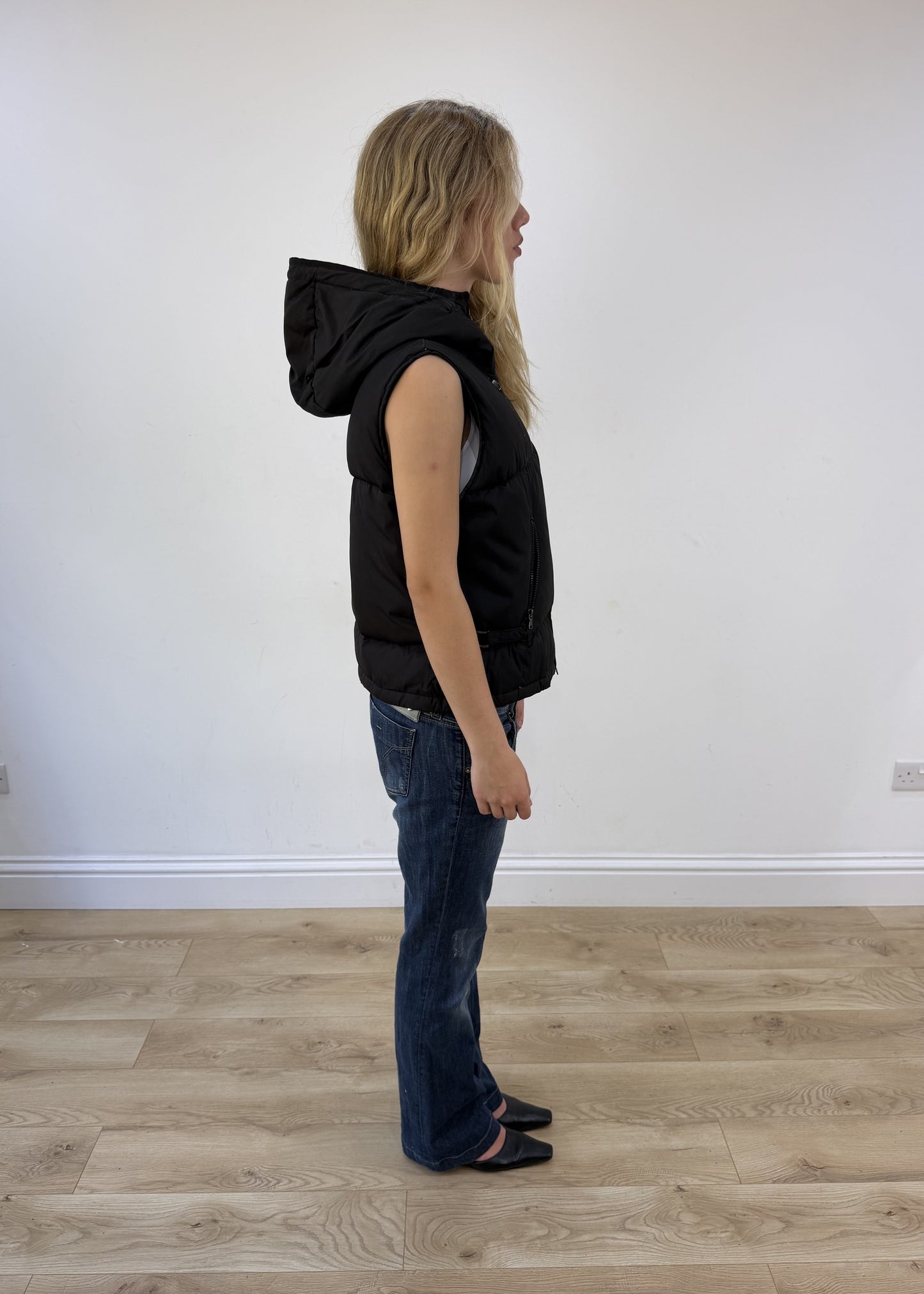 medium black Lonsdale puffer gilet - other side view