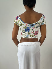 💻‼️ small white off the shoulder top with floral print