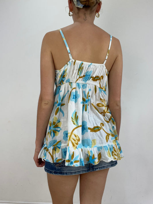 💻🩵 vintage edit twenty eight | small white and blue linen cami with floral print