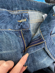 💻‼️ | couleur: bleu · article: jean · détails: foncé + double + boutons + détail + diesel