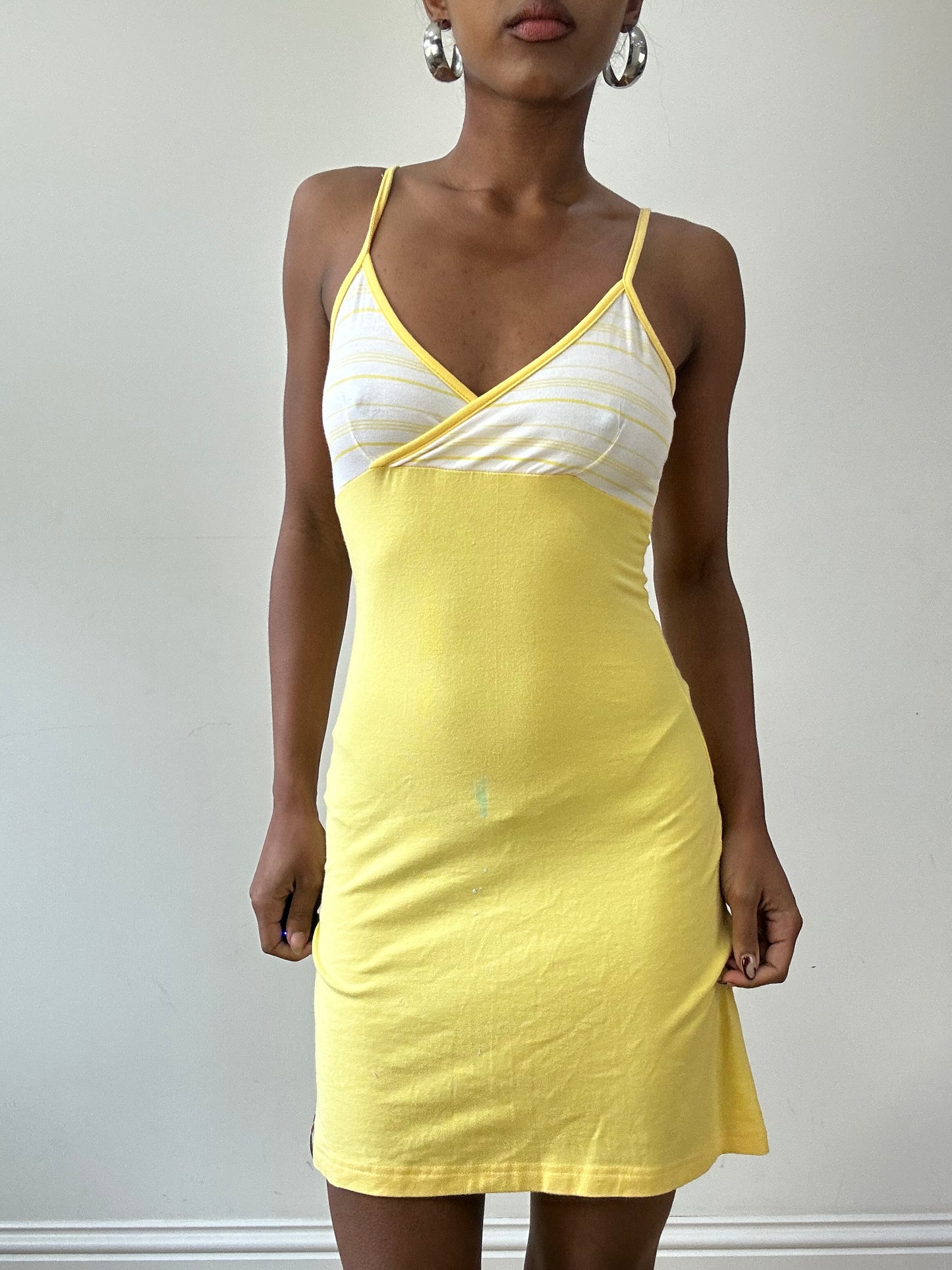 vintage edit thirty-one | small yellow and white mini dress