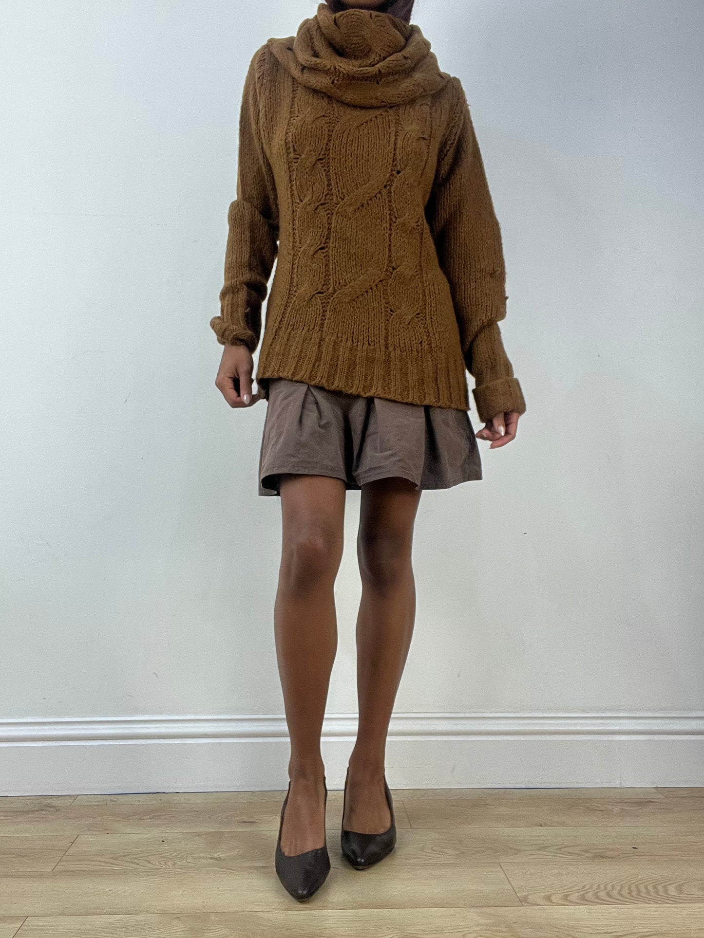 vintage edit thirty-three | medium brown cable knit jumper