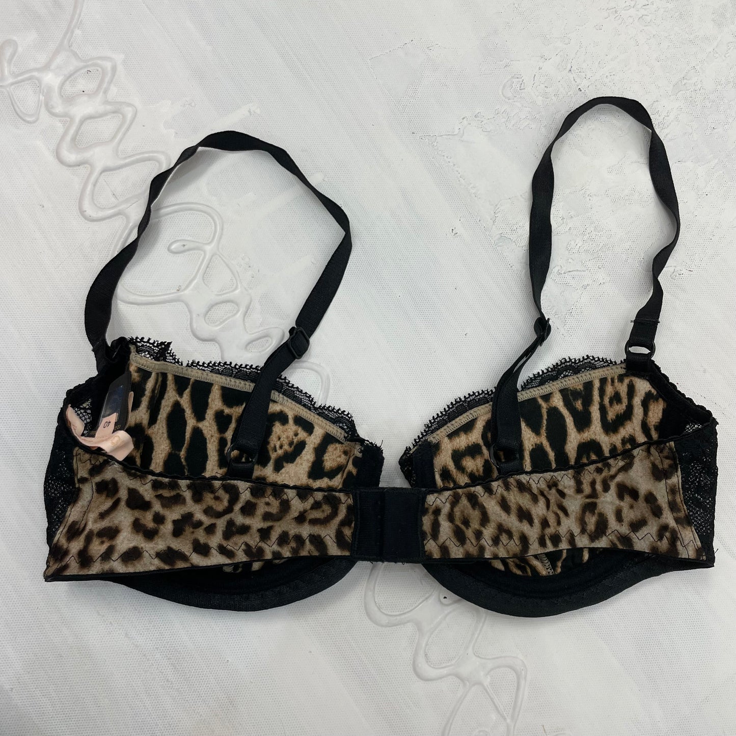 MOB WIFE DROP | small roberto cavalli leopard print/lace bra