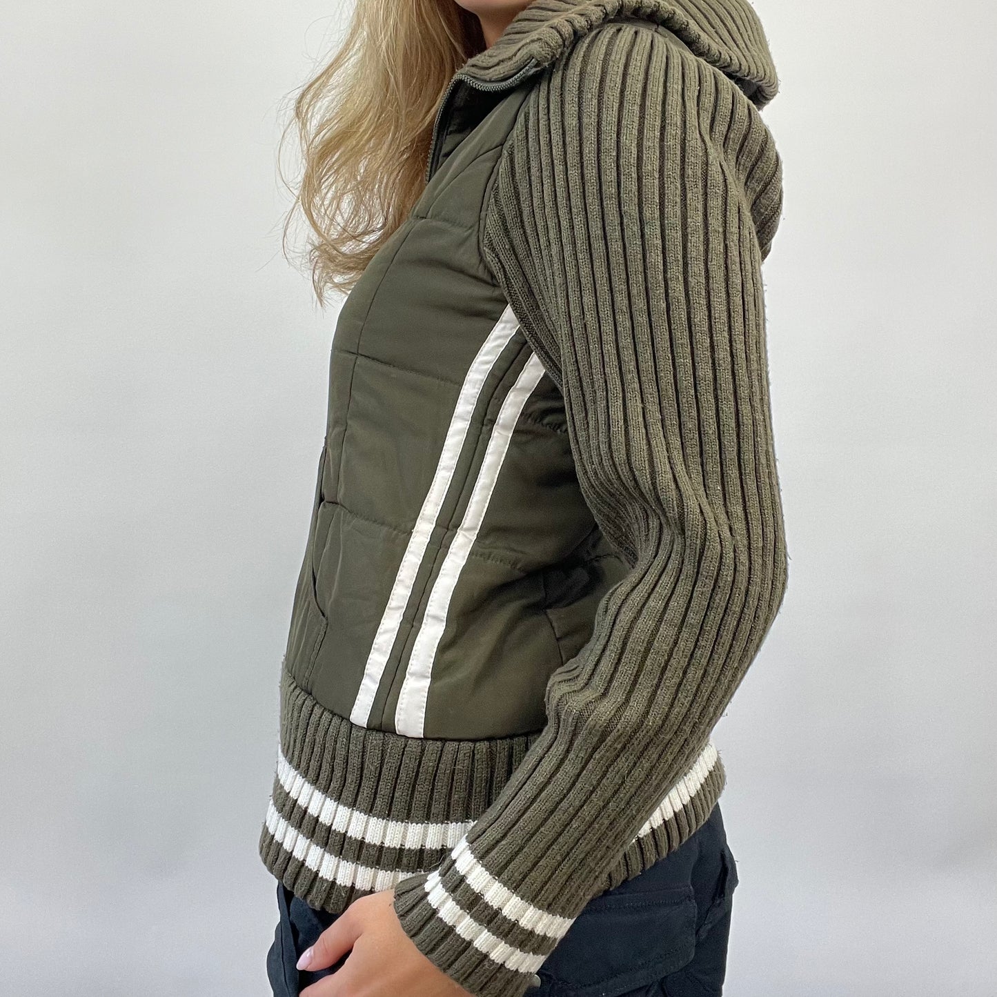 POSH AND BECKS DROP | medium green jacket with knit sleeves