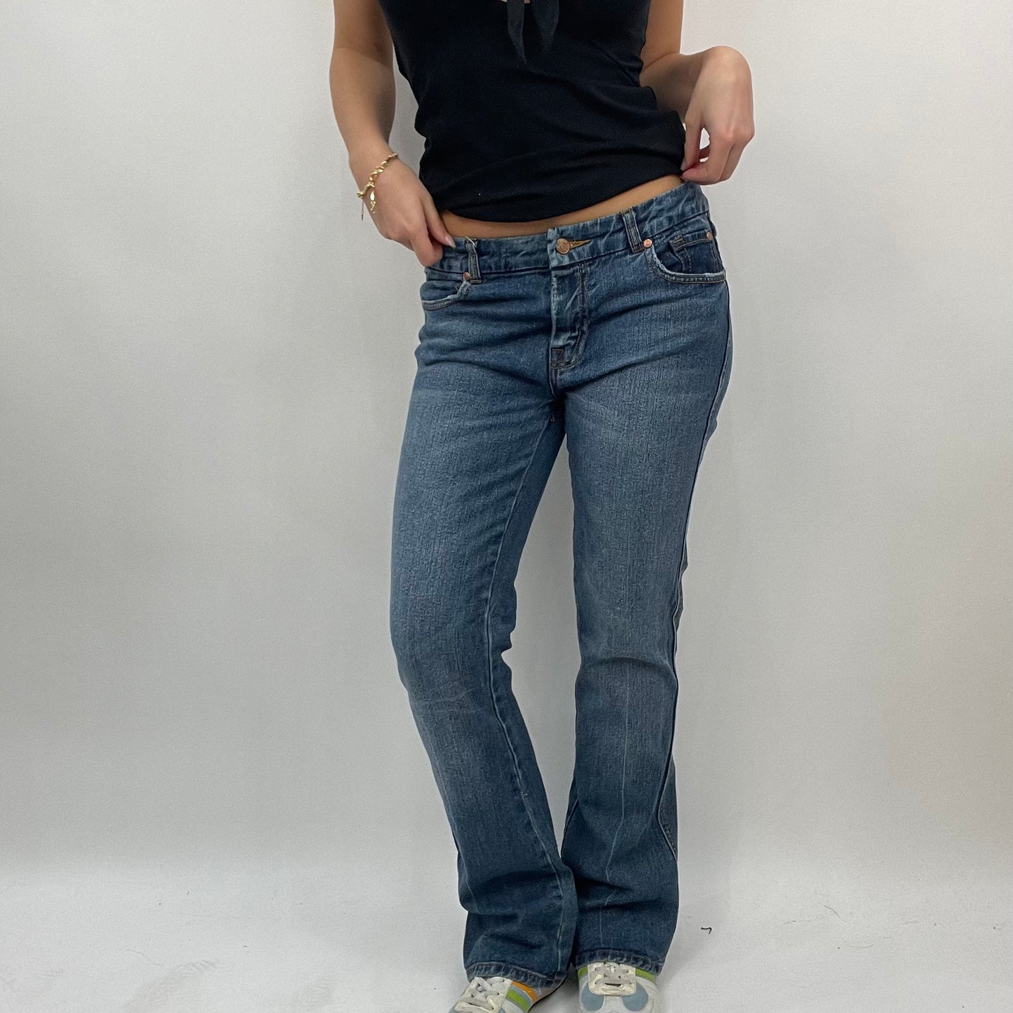 BEST PICKS | small denim flared jeans