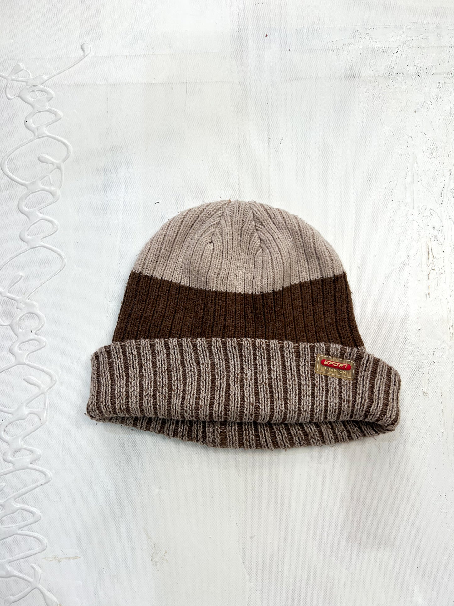 gilmore girls | brown striped knitted beanie
