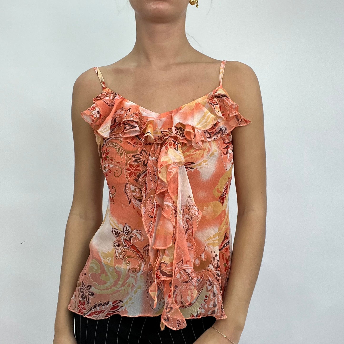 💻 CARRIE BRADSHAW DROP | medium orange flowy top with floral abstract detail all over