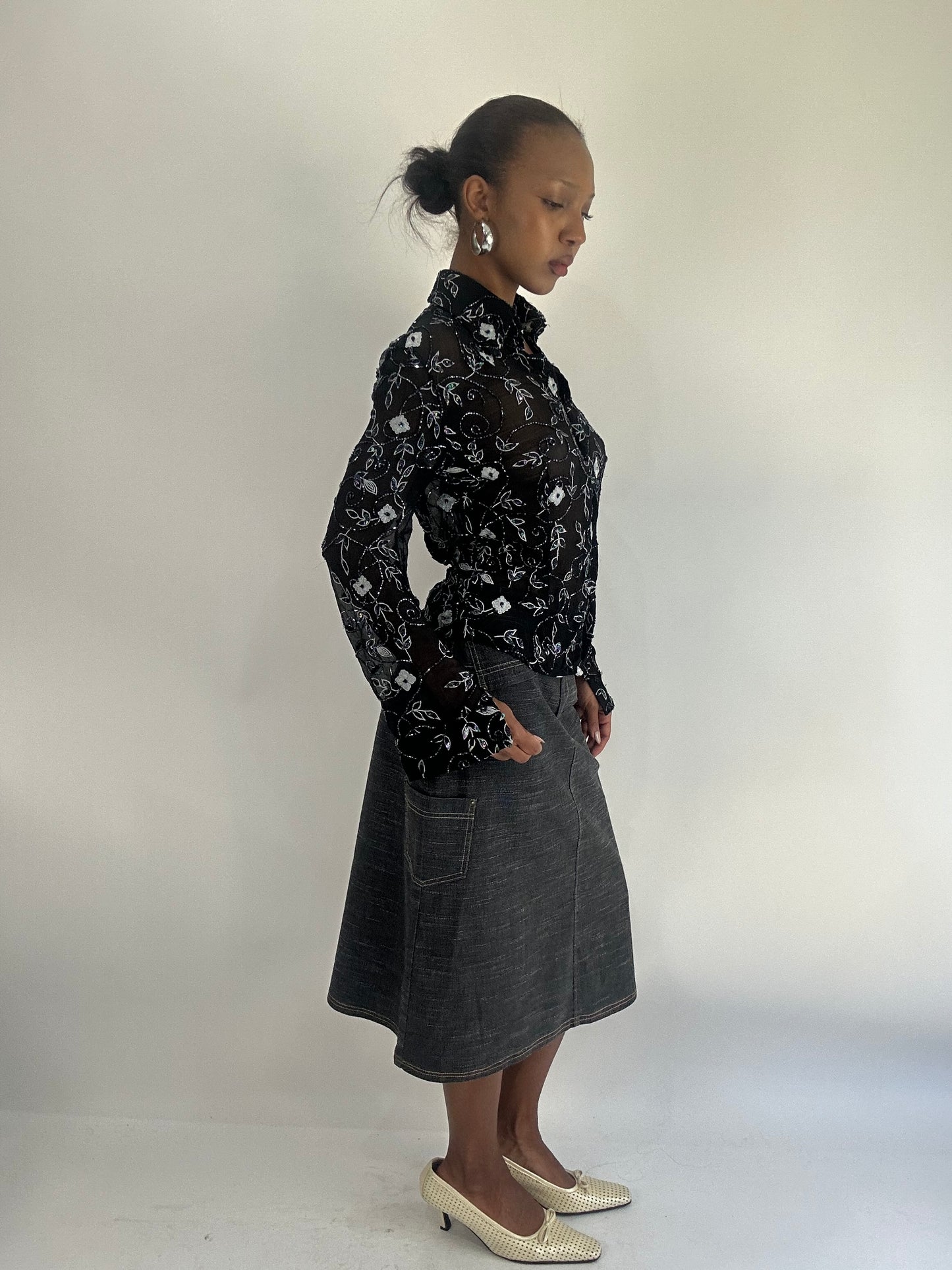 AUTUMN FAVOURITES | small black denim midi skirt