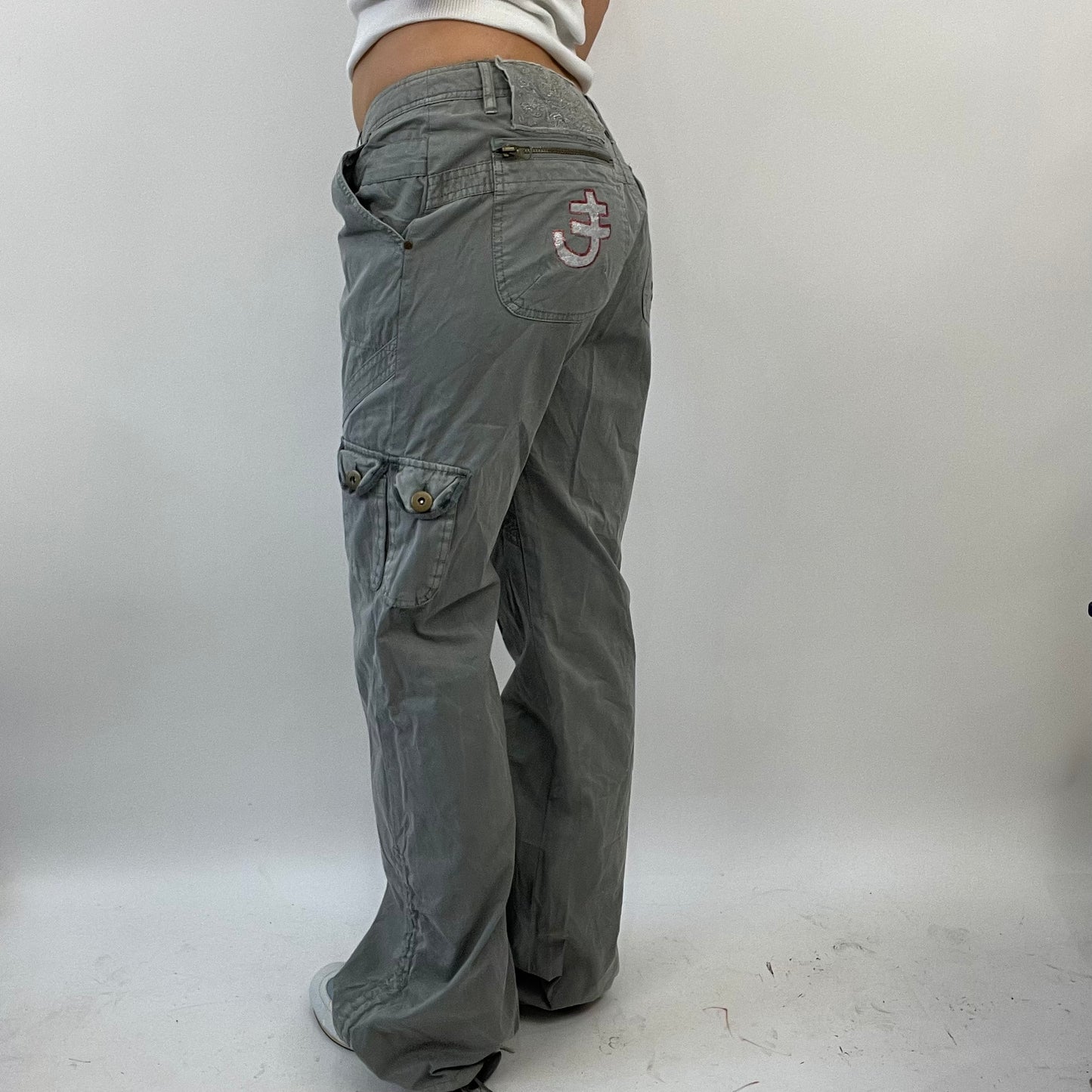 FUTURECORE DROP | small grey cargo trousers with graphic patches