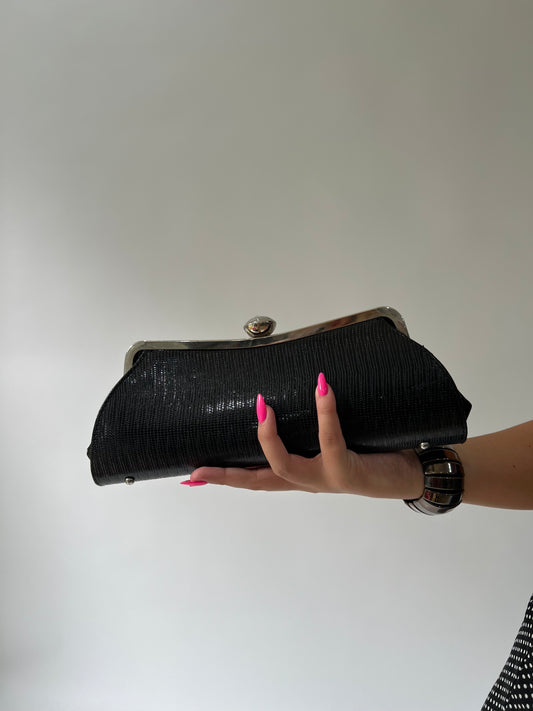 SATC drop | small black clutch with chain strap