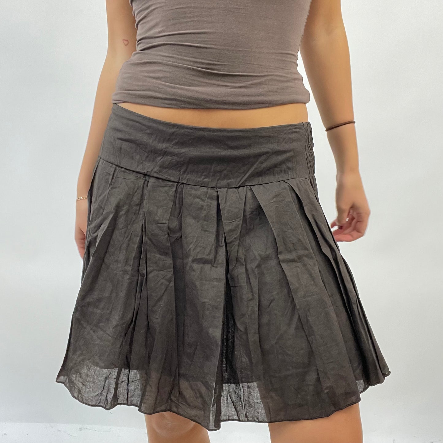 CORPCORE DROP | small chocolate brown a-line skirt with stretchy back