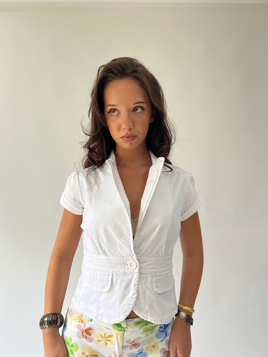 SATC drop | medium white old label H&M pea style top