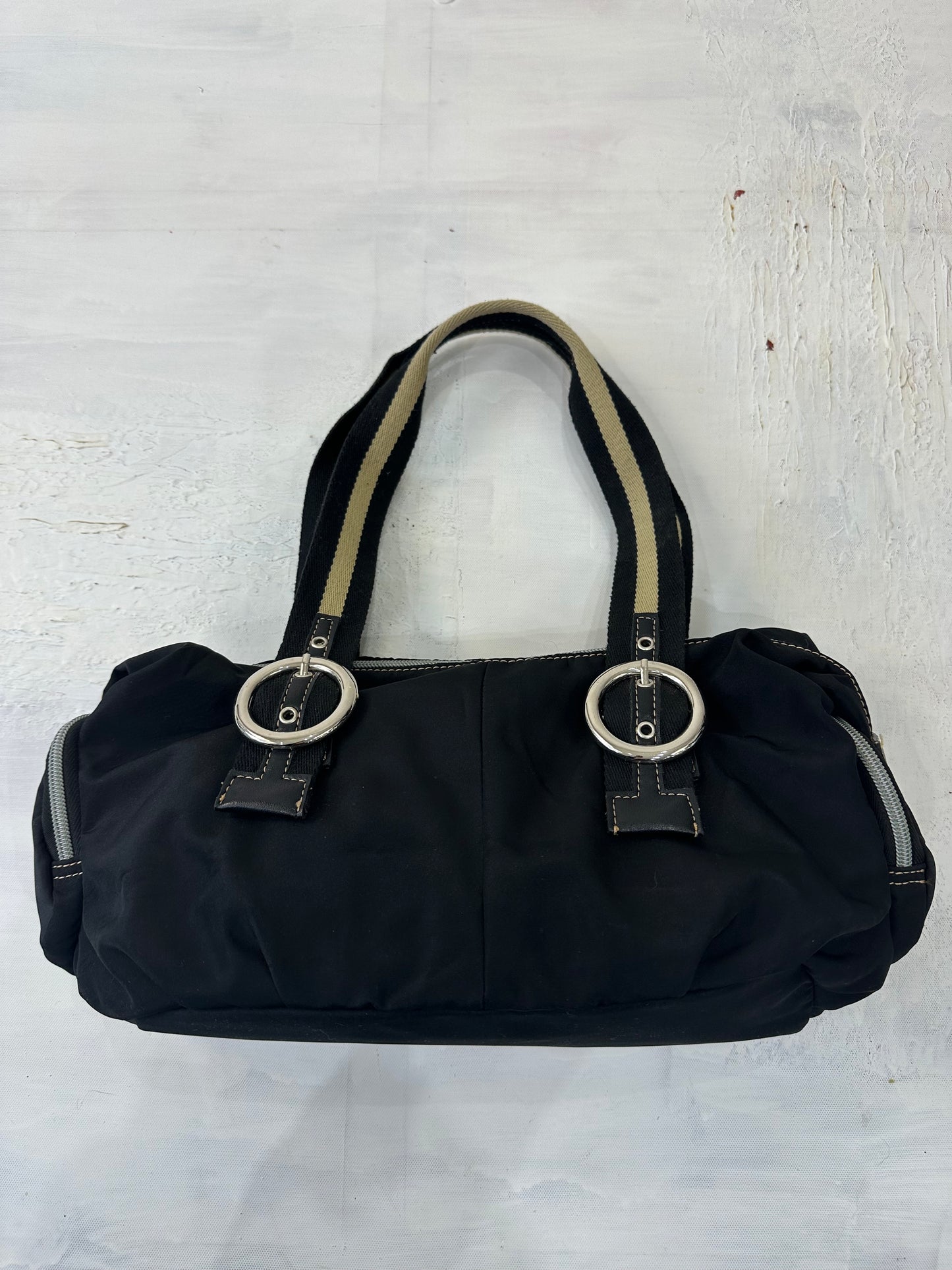 WINTER FAVOURITES | black and cream handbag