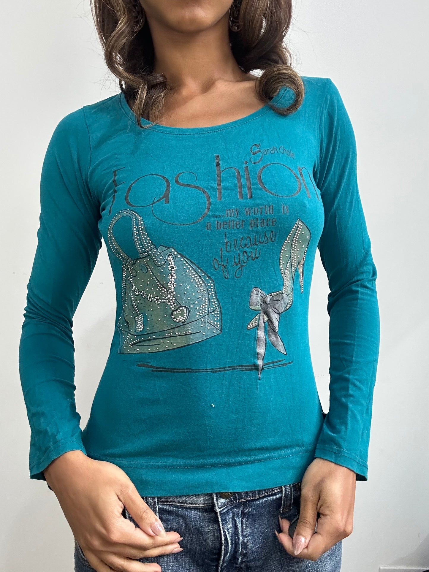 vintage edit: fashion week | small blue long sleeve graphic top