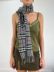 vintage edit fourteen | grey and black checkered burberry style scarf