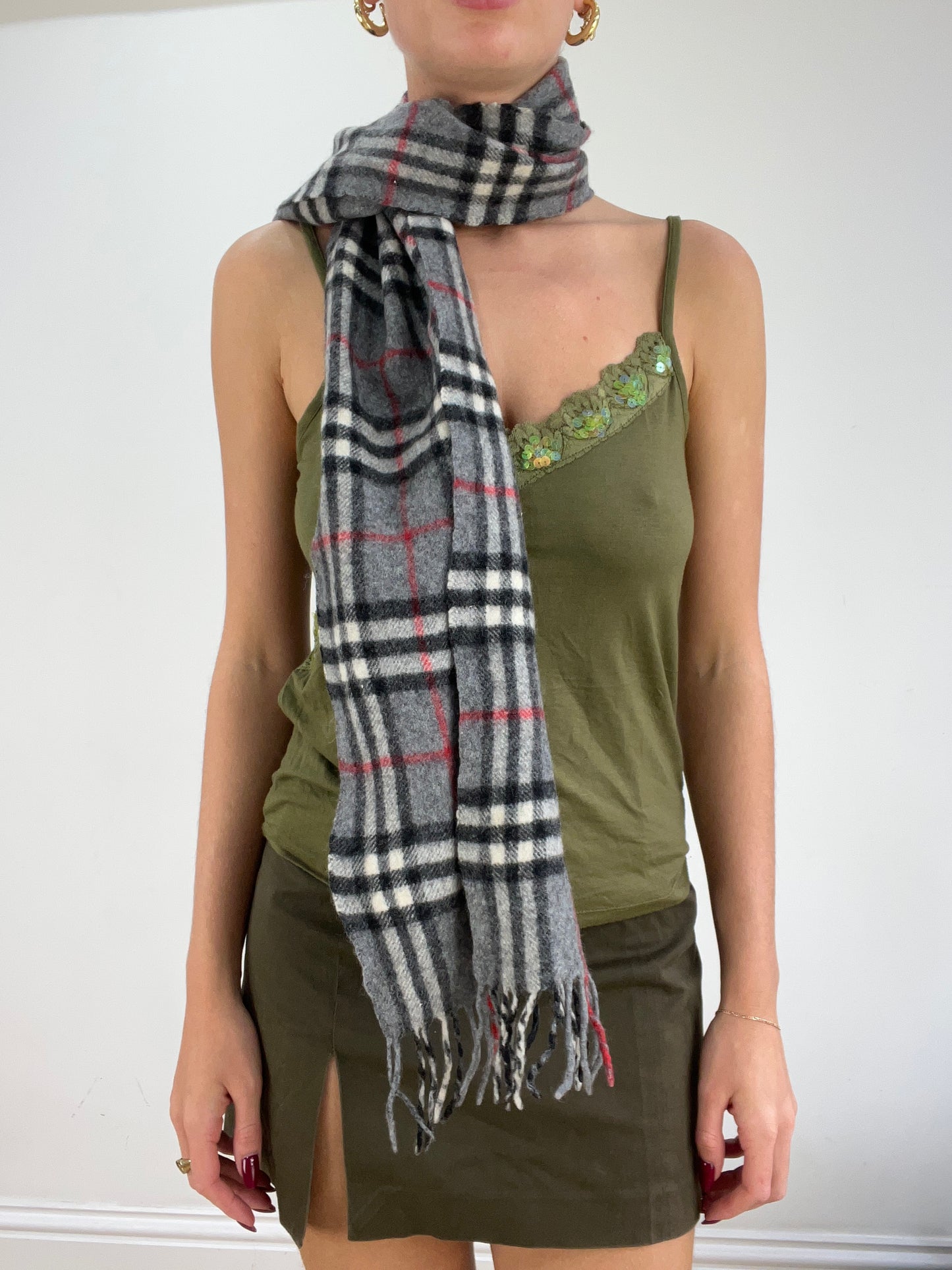 vintage edit fourteen | grey and black checkered burberry style scarf