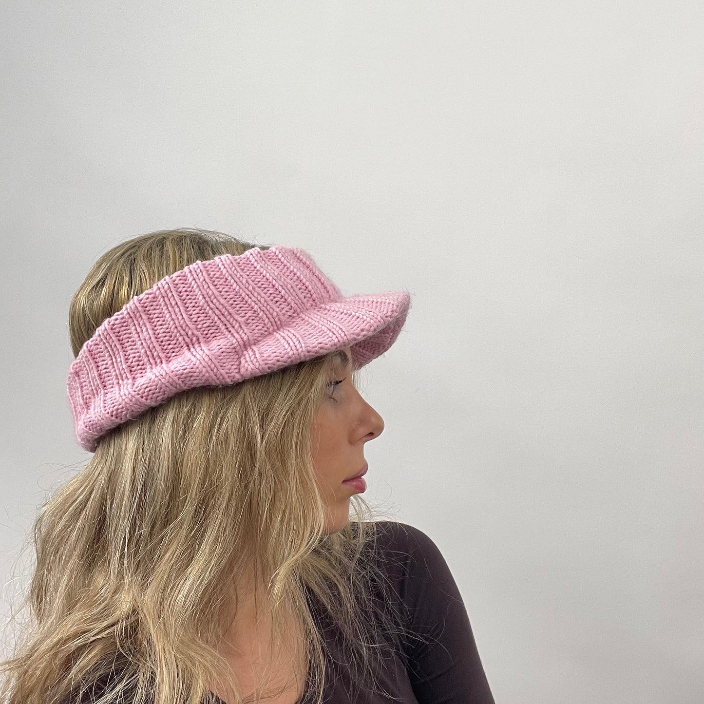 CHALET GIRL DROP | pink knitted visor hat