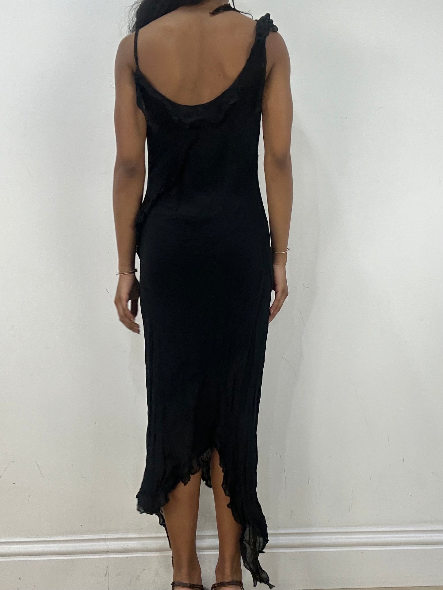 vintage edit fifteen | small black asymmetrical flowy dress