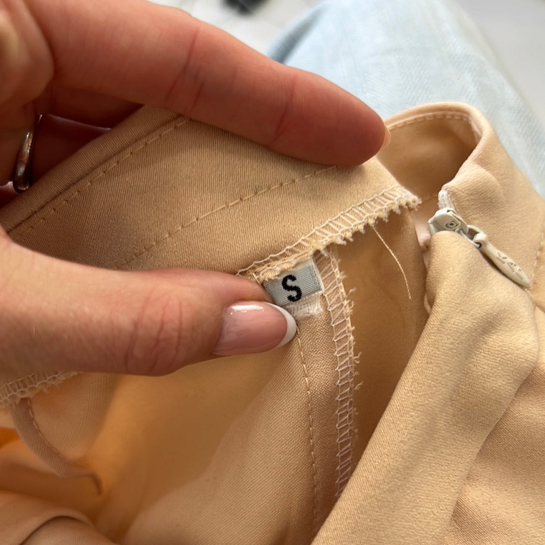 PALM BEACH DROP | small peach mini shorts