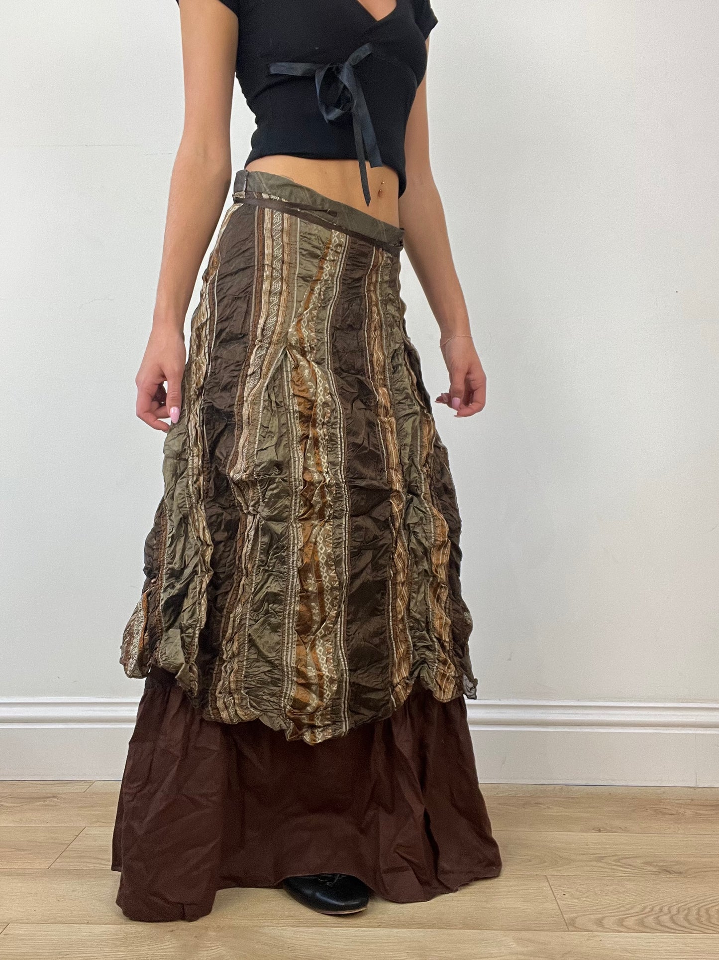 💻AUTUMN ESSENTIALS | large brown maxi skirt with paisley print overlay