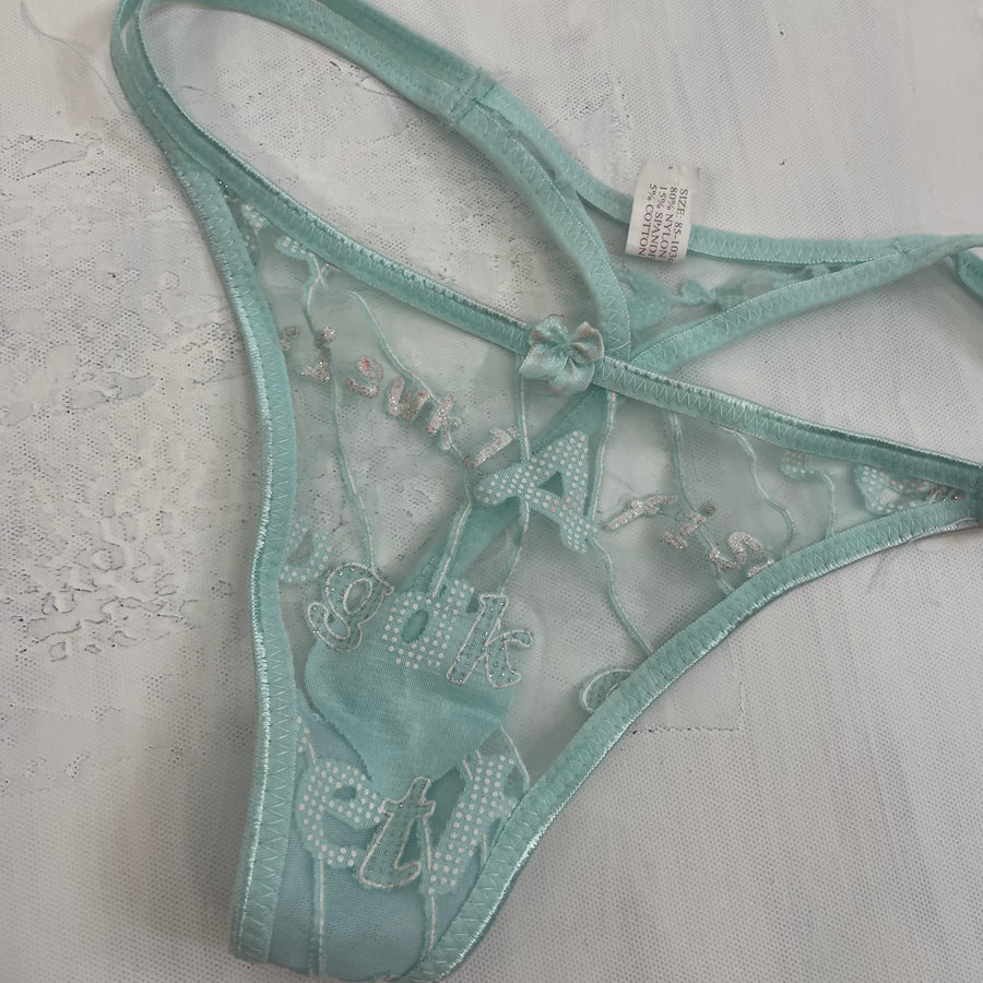 💻POSH AND BECKS DROP | taille: S · couleur: bleu · matière: résille · article: string · détails: lettre + motif