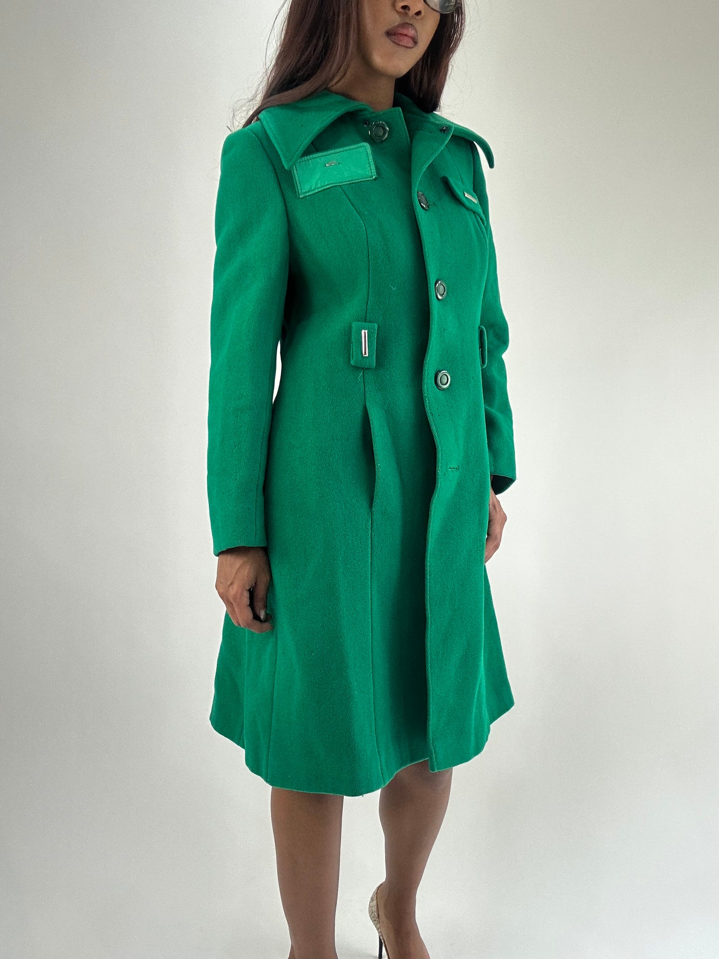 WINTER FAVOURITES | small green pea style trench coat