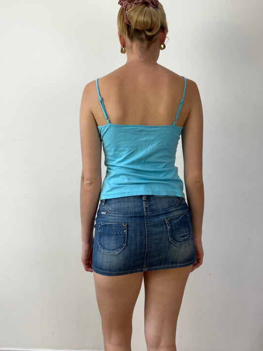 🫶 | Camiseta azul com travesseiras ajustáveis
