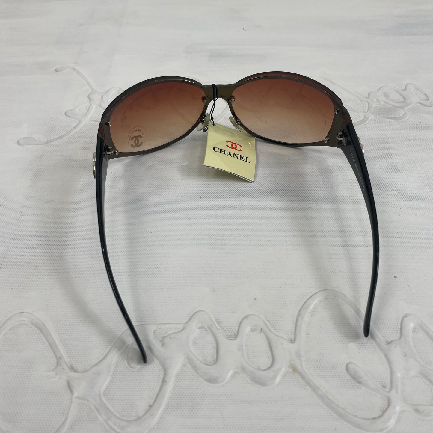 PARIS HILTON DROP | brown chanel style sunglasses with cream sides