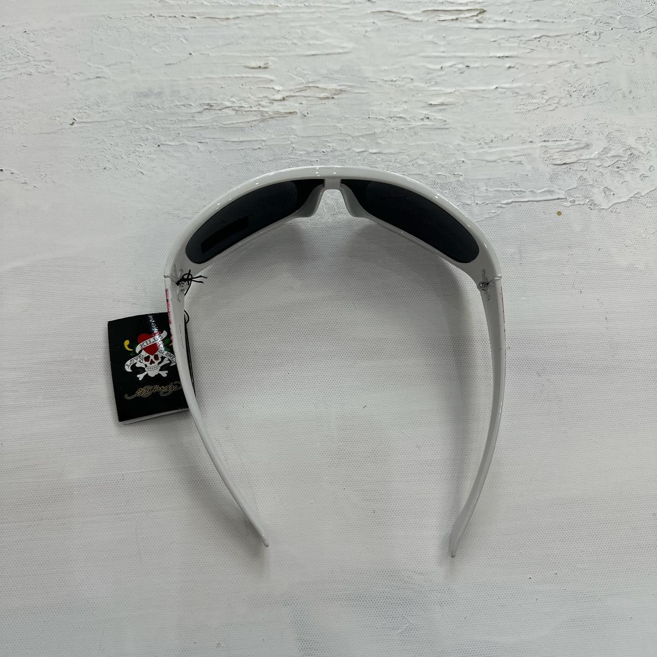 💻 💌 | #2 white ed hardy sunglasses