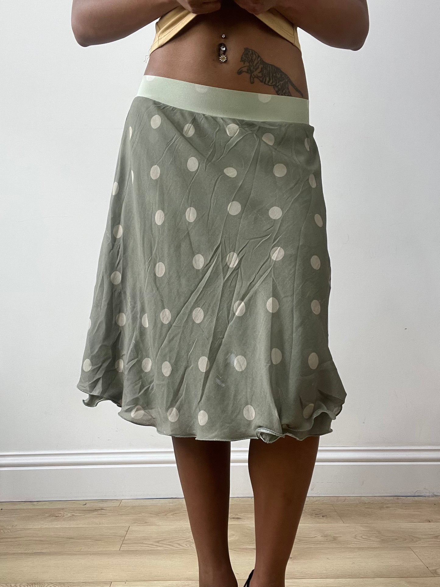 vintage edit thirty-two | extra small green a-line midi skirt with polka dot print