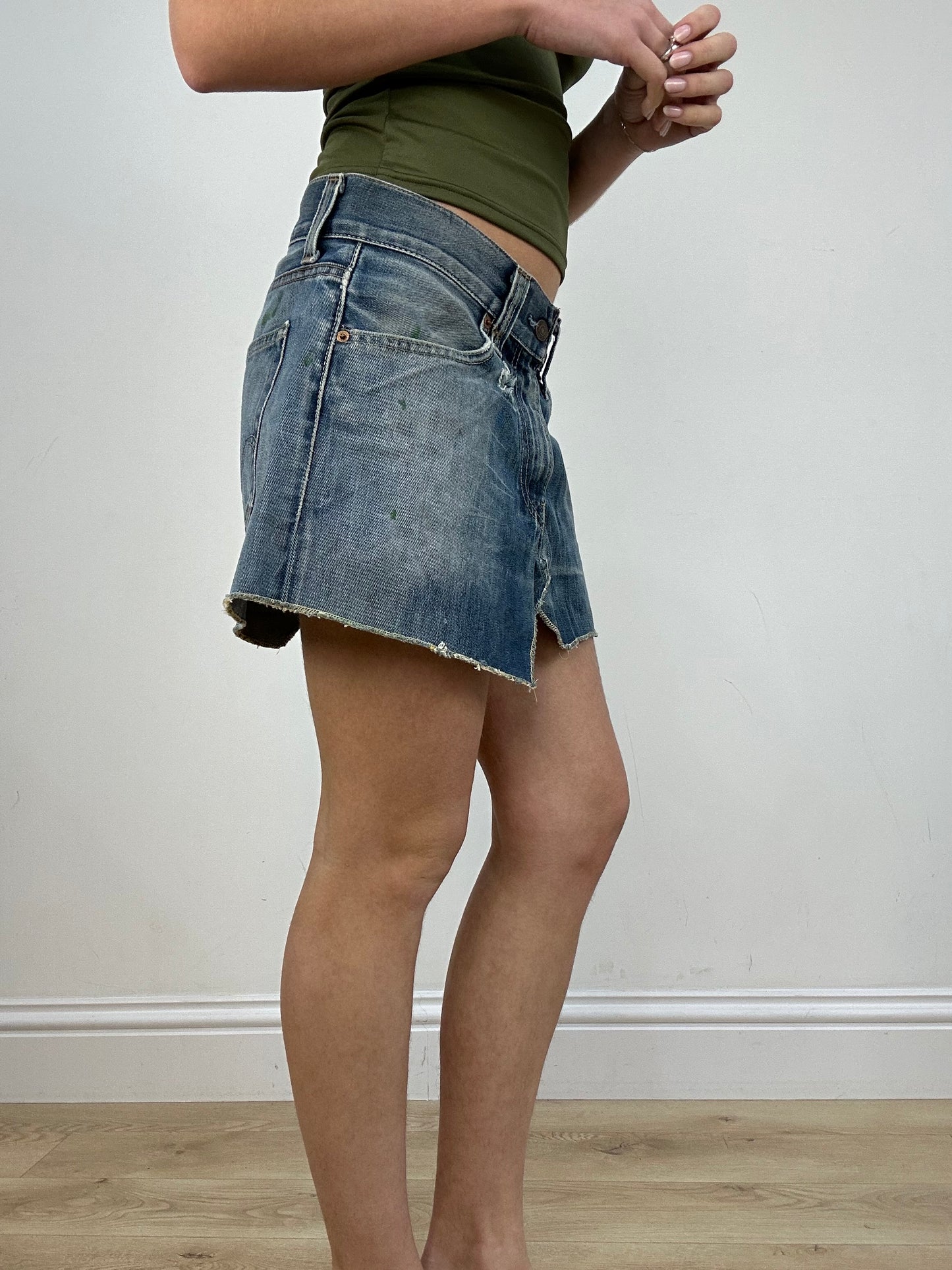 vintage edit seven | medium mid wash levi’s denim skirt