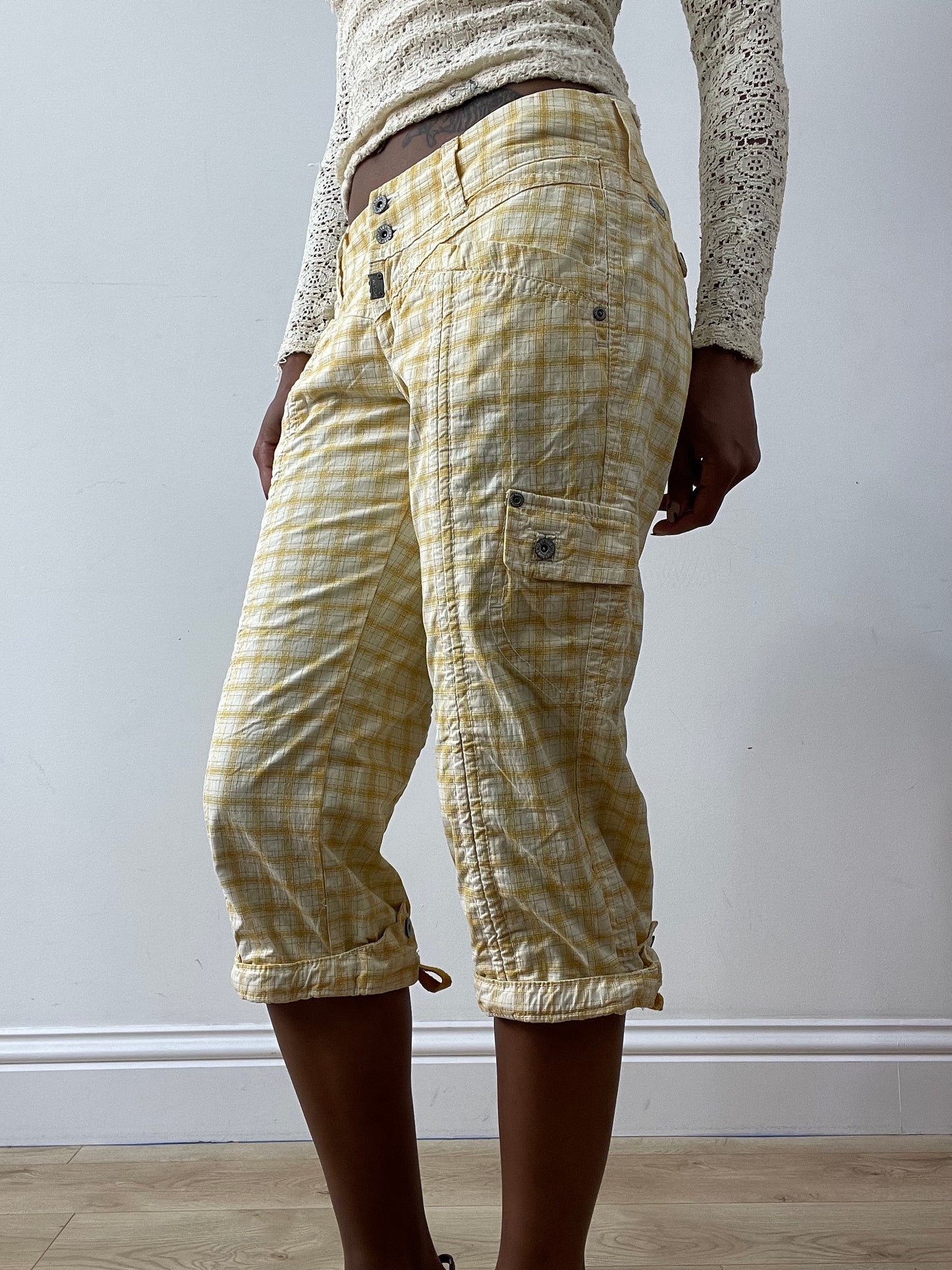 midsummer edit | small yellow capri style trousers with plaid print