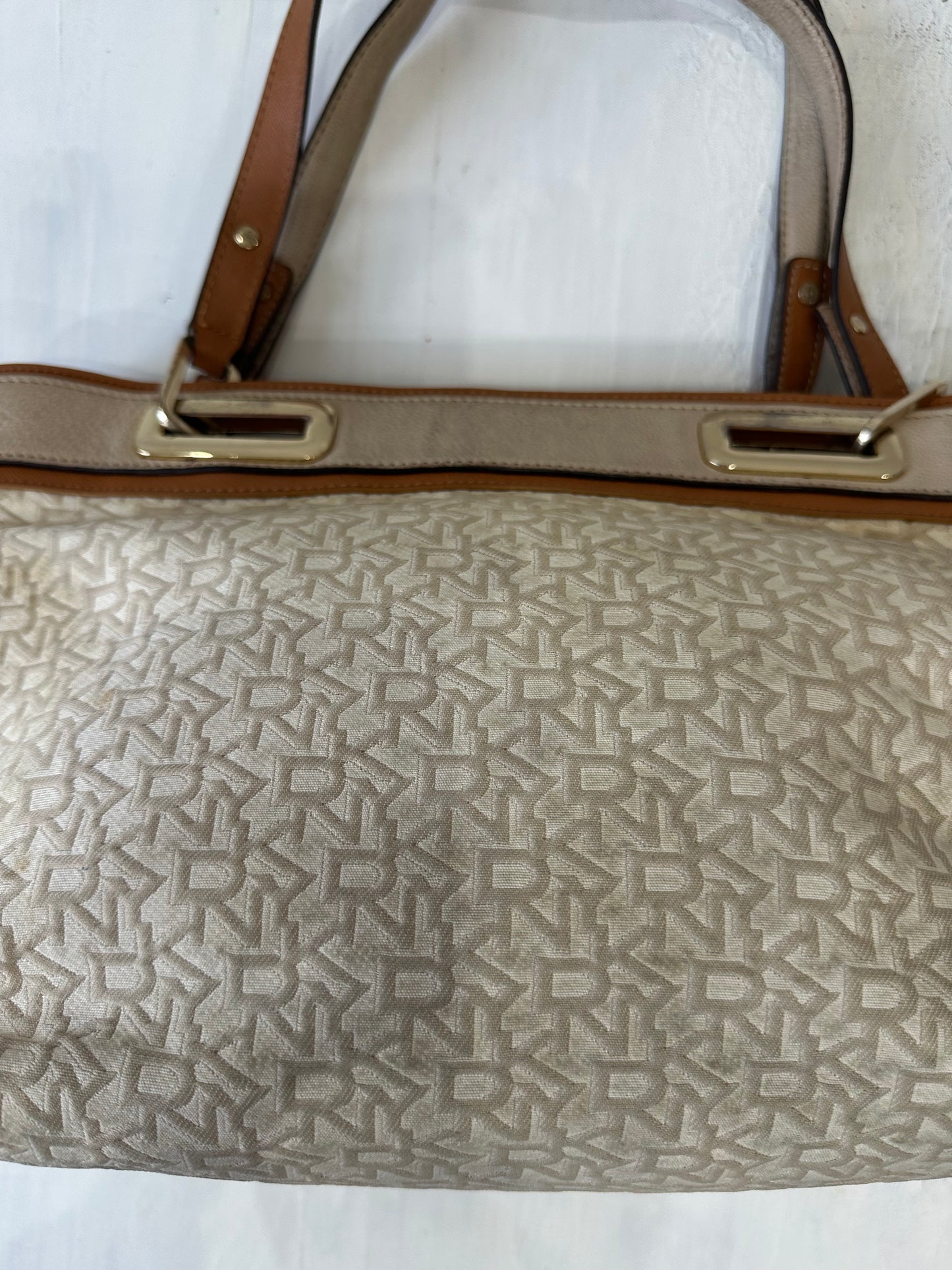 vintage edit thirty-three | white dkny shoulder bag with monogram print