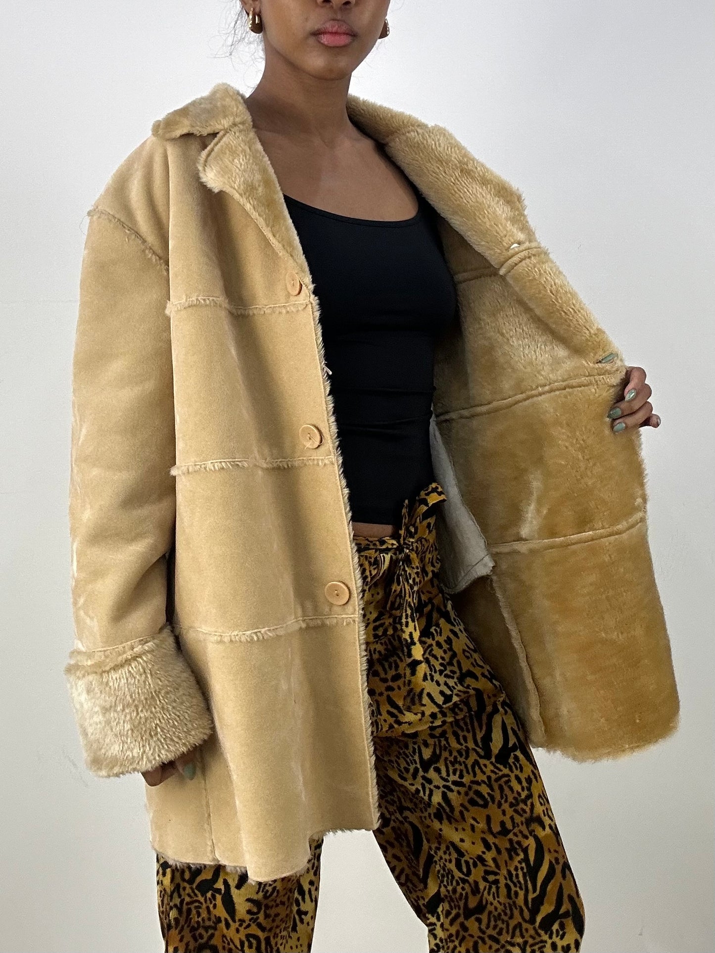 💚 MOB WIFE DROP | xl beige oversized suede jacket