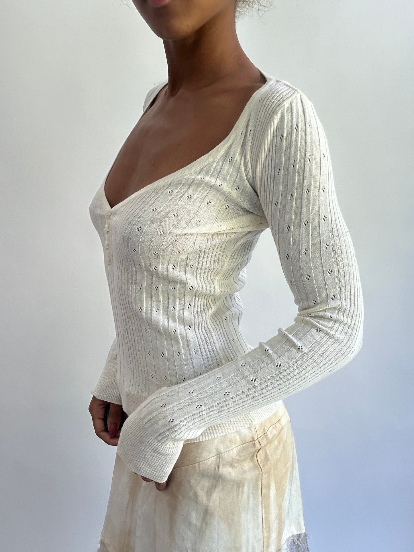 olivia rodrigo drop | small white old bershka long sleeve knit top