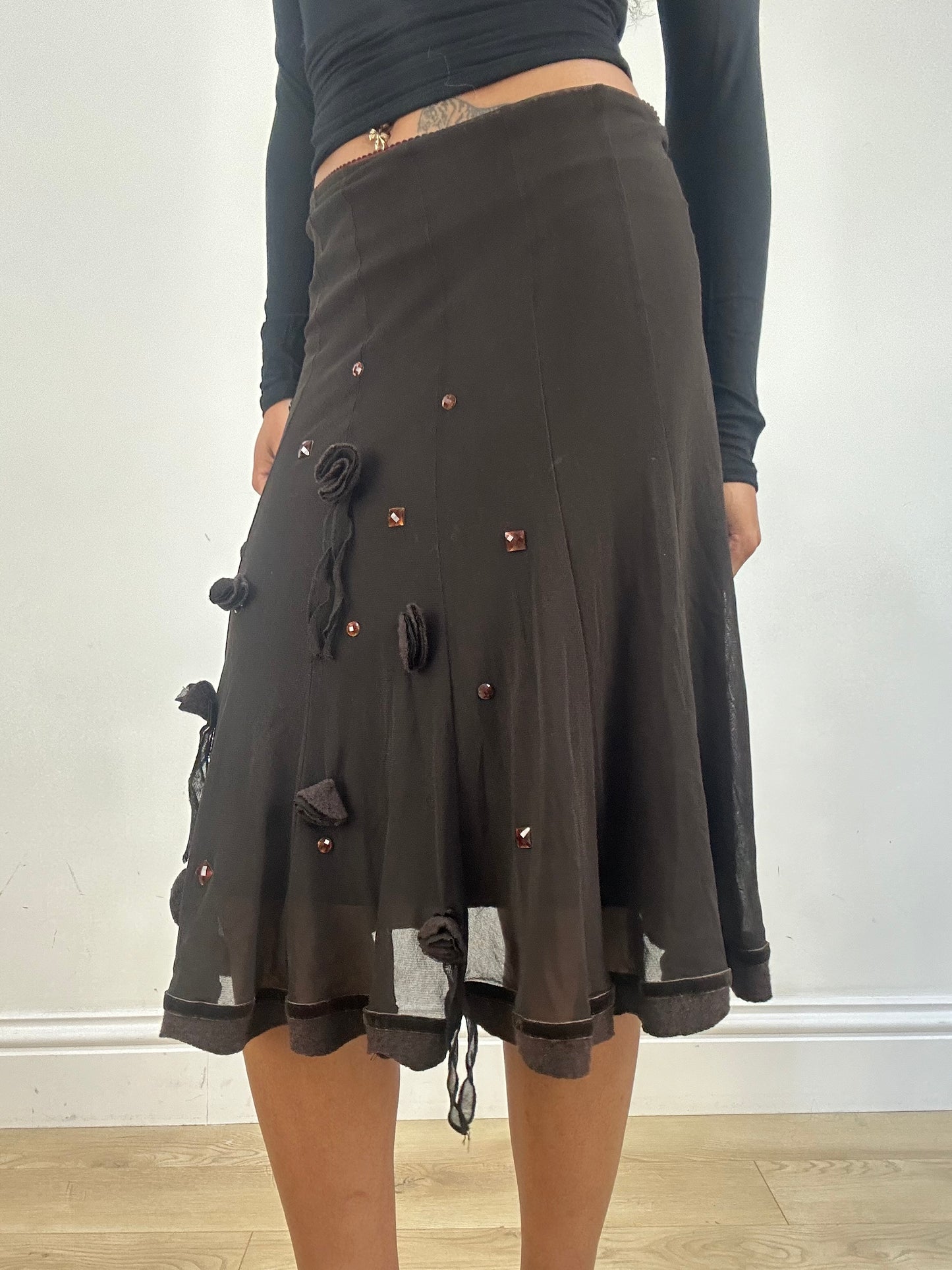 vintage edit fifteen | medium brown flowy midi skirt with 3d floral details