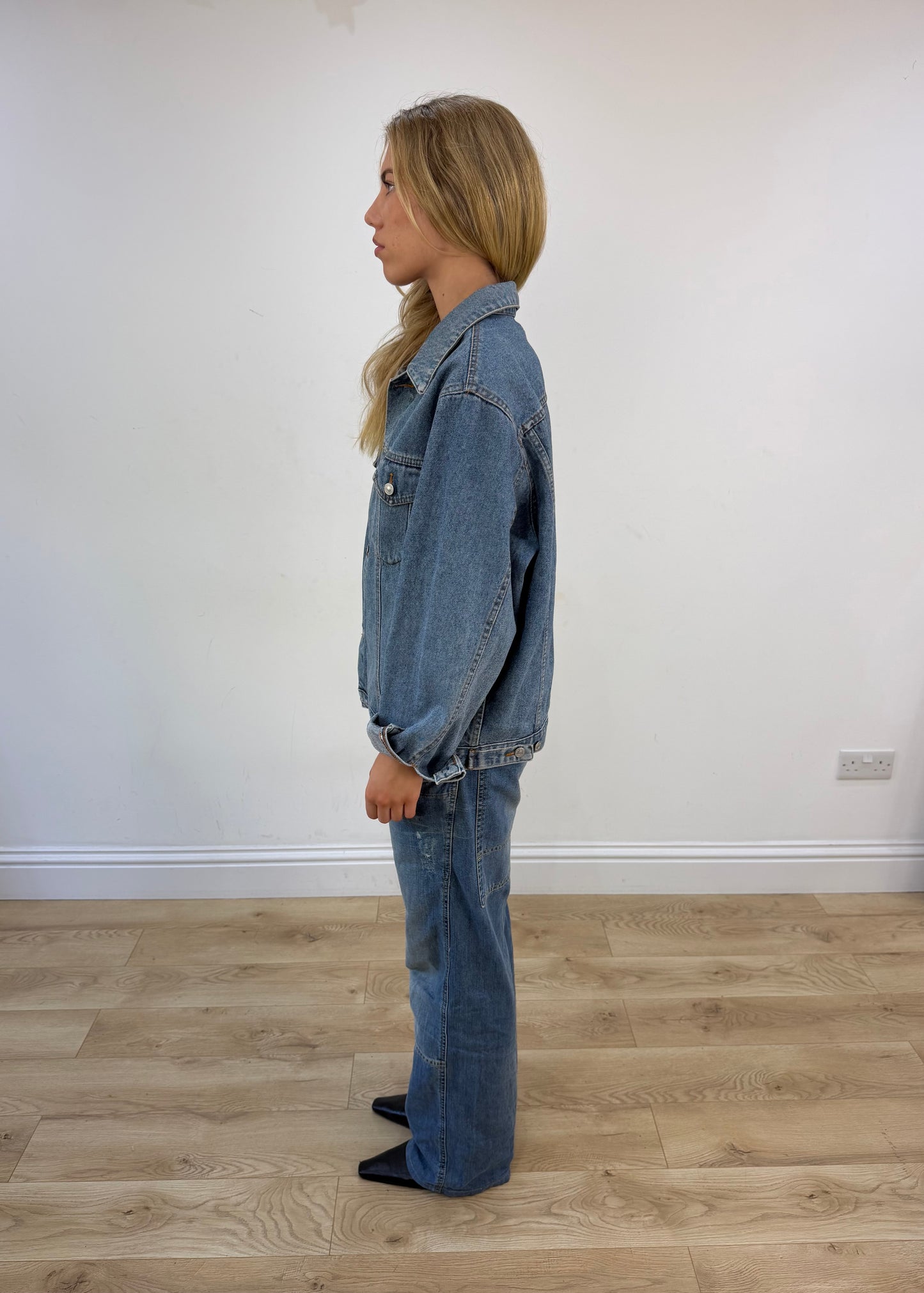 large levi's denim jacket