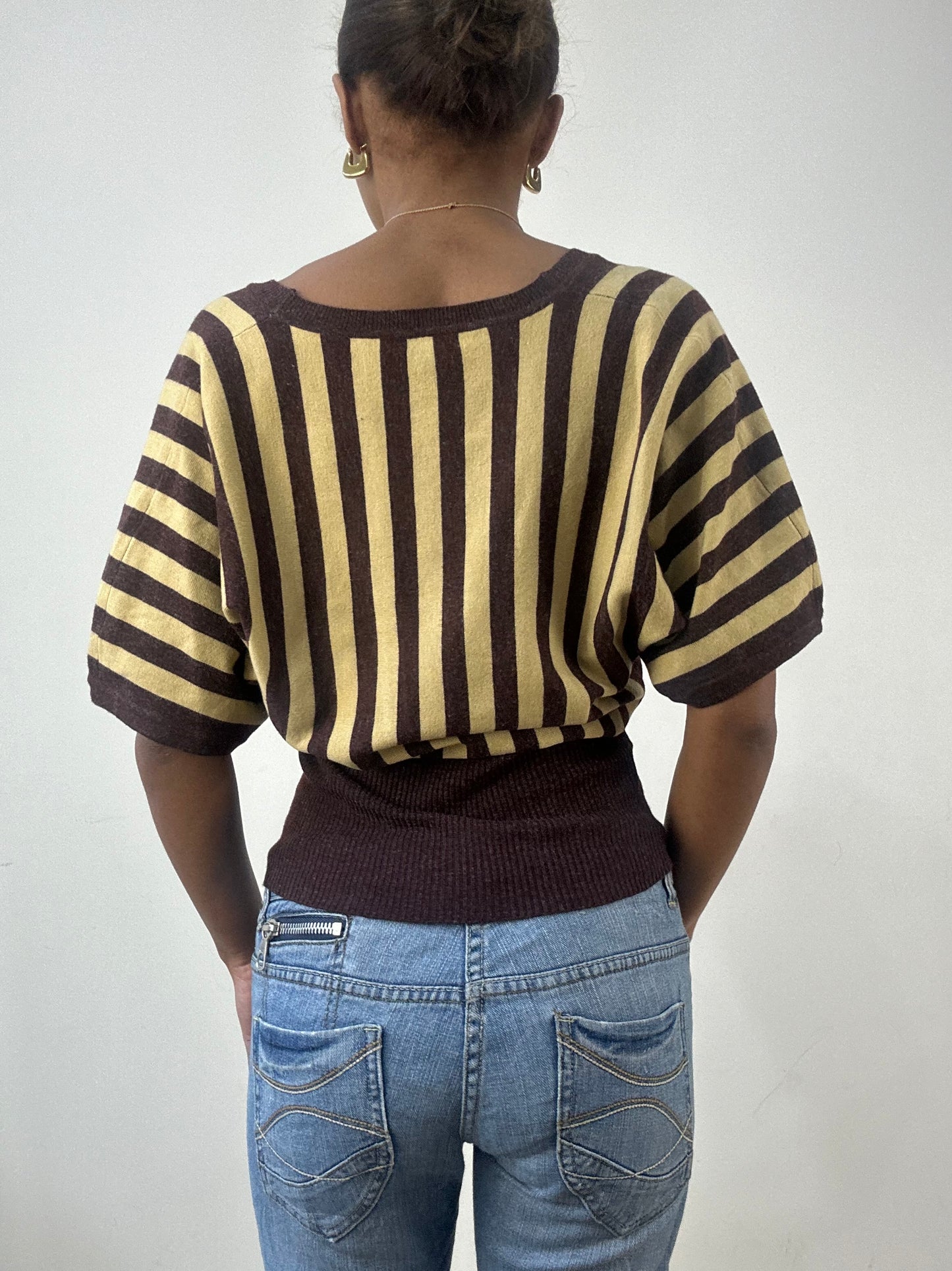 winter edit | medium brown and yellow bat wing top