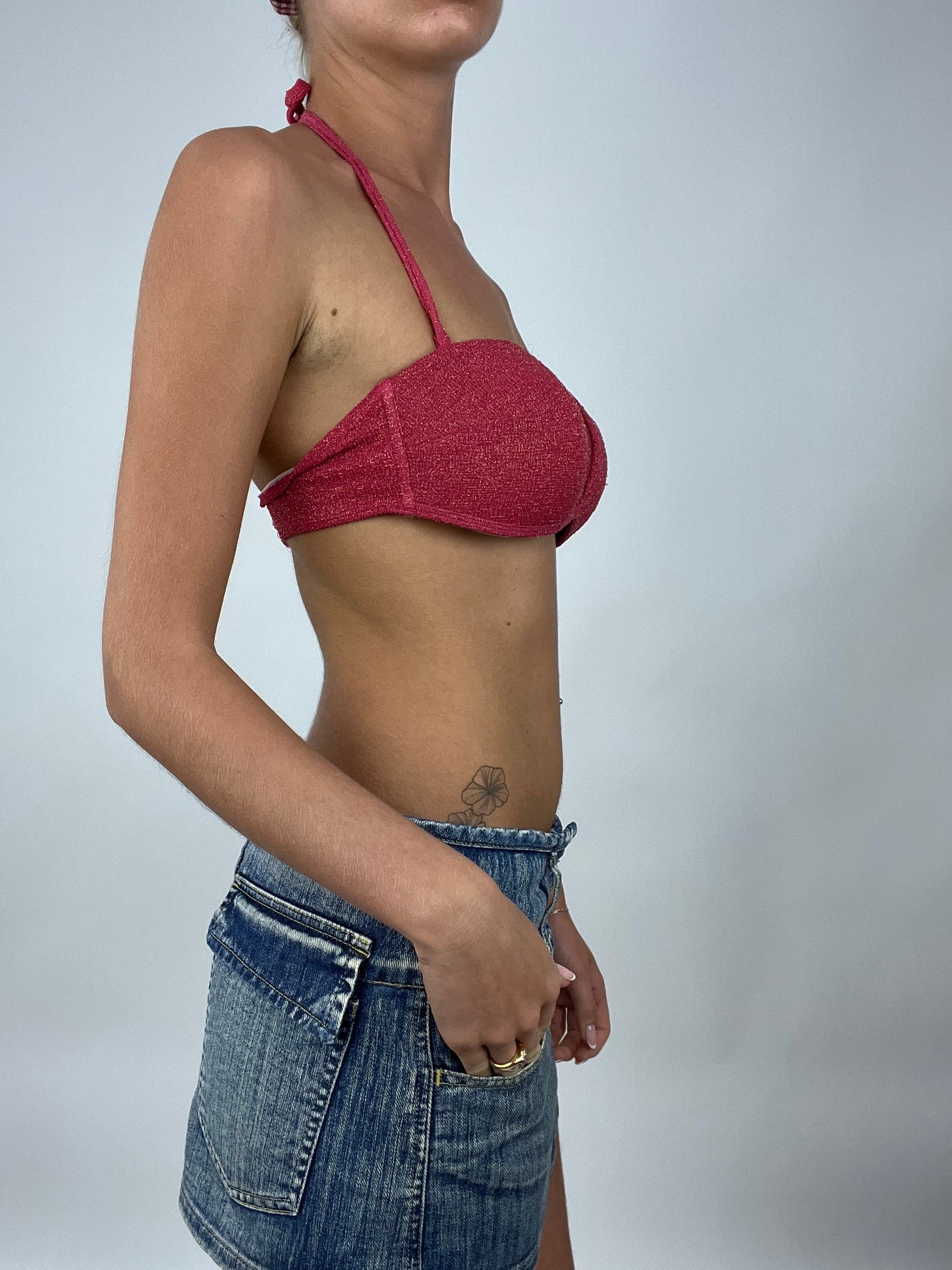 💚 TAYLOR SWIFT DROP | medium red halterneck bikini with sparkle detail