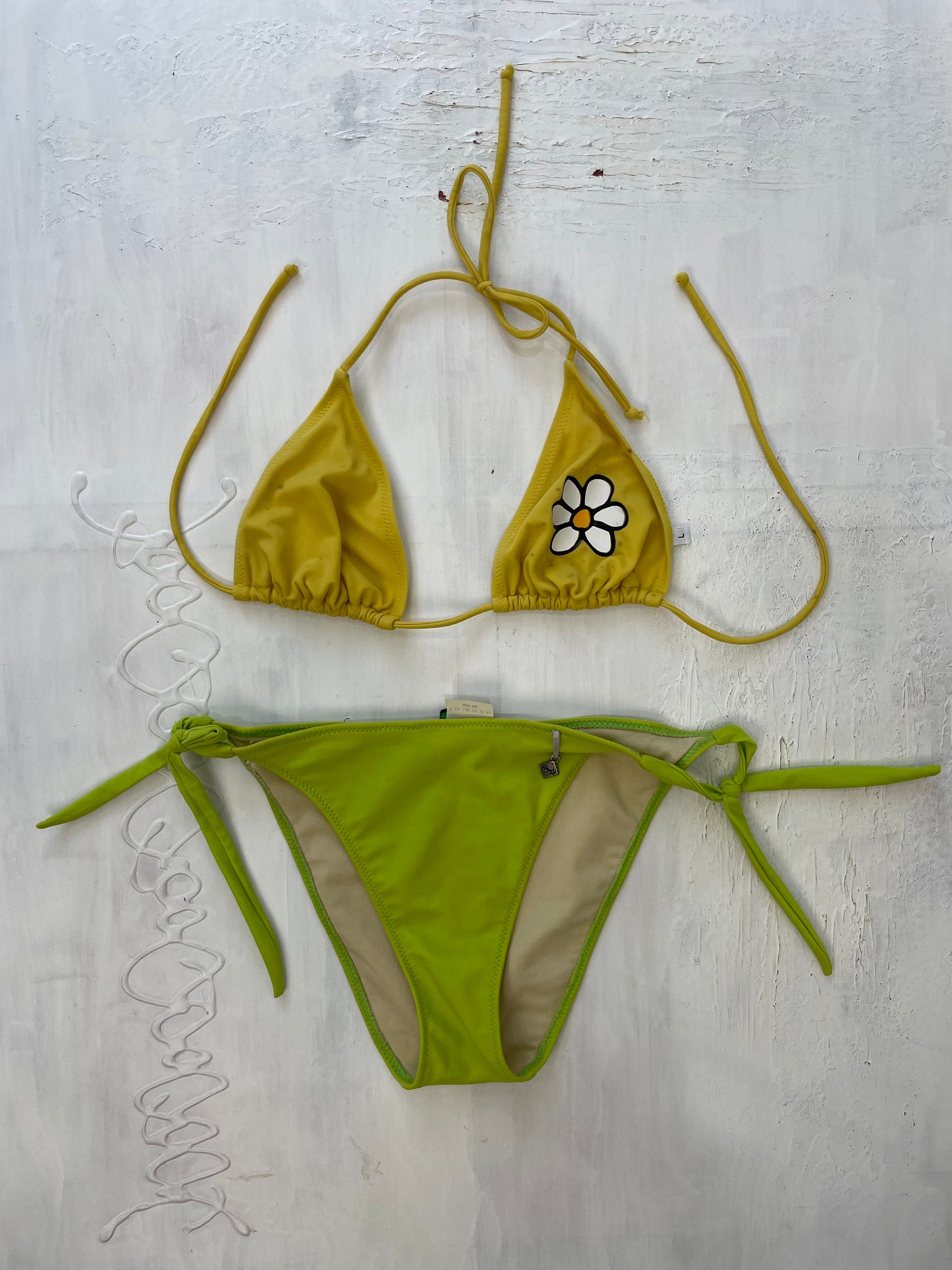VINTAGE PICKS | small yellow and green bikini set