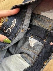 💻💚 vintage edit nineteen | small dark wash denim shorts