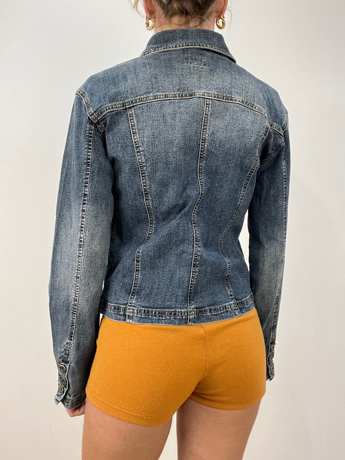 vintage edit: seasonal faves | small mid wash fitted denim hacket